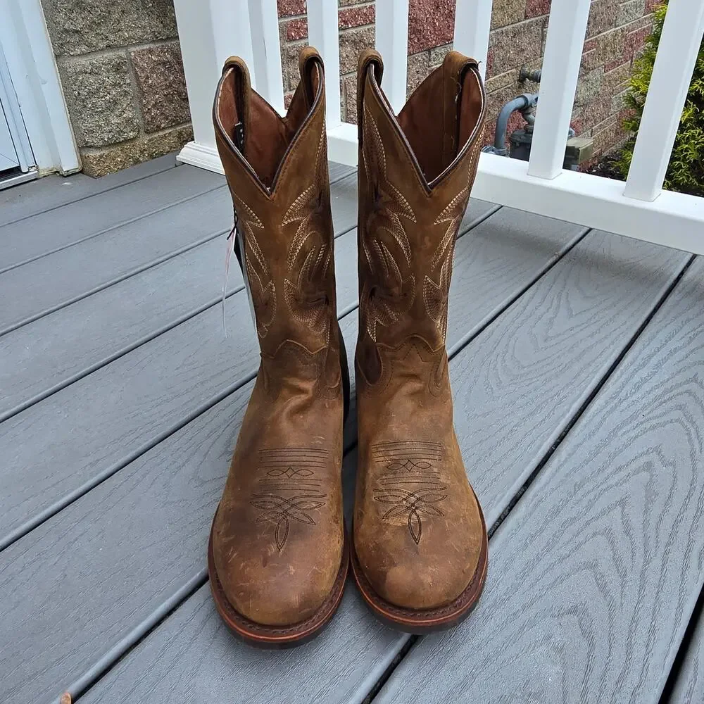 NWT, Tony Lama Men's 3R Junction 11 in waterproof steel toework boot, Size 9.5